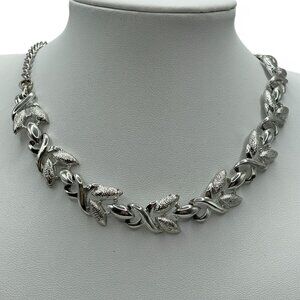 Vintage CORO Silver Tone Link Necklace Shiny Matte Collectible Designer Jewelry